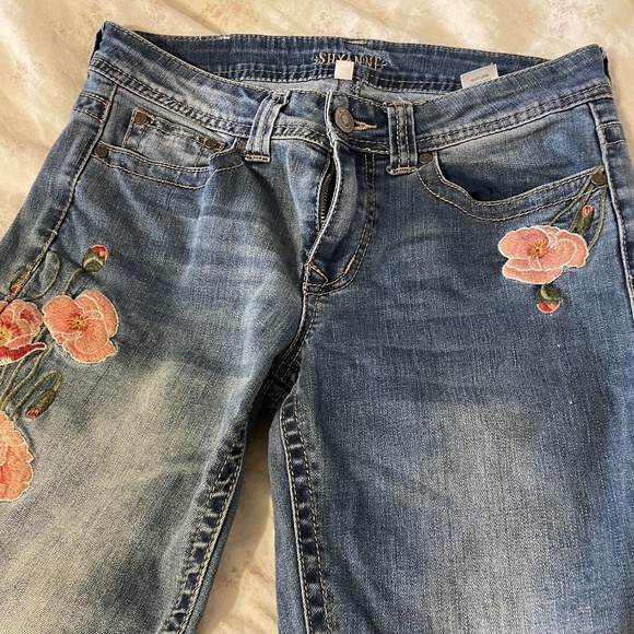 Shyanne Embroidered Jeans - Women's Size 28 R - Picture 1 of 10